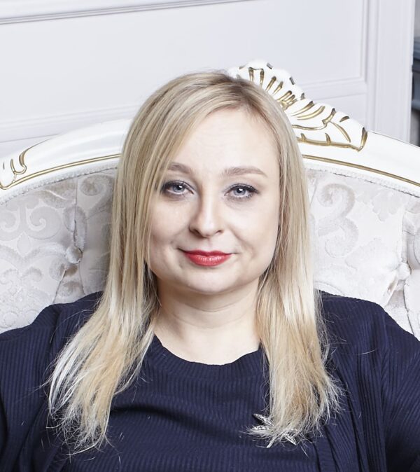 Алена Колобовникова