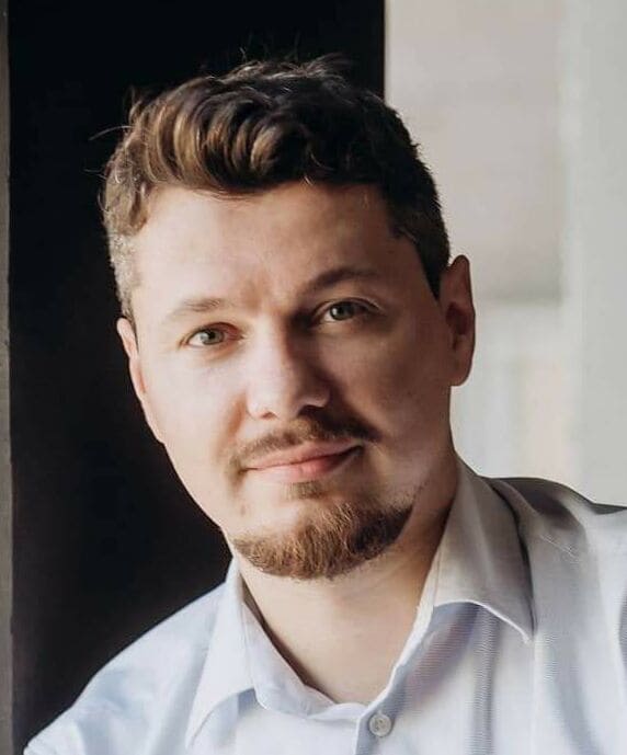 Евгений Рябой